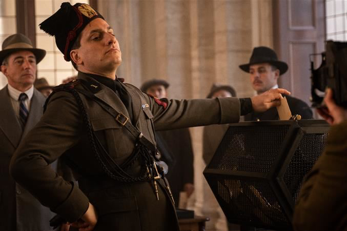 Joe Wright M. Il figlio del secolo