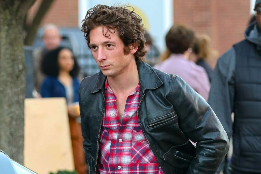 Jeremy Allen White