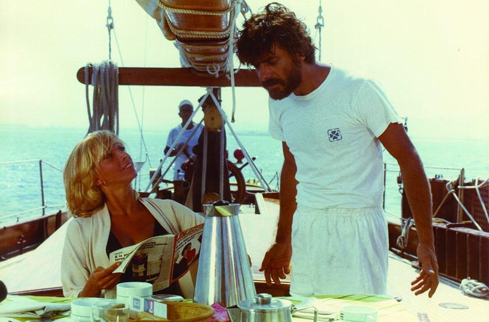 Travolti da un insolito destino nell'azzurro mare d'agosto