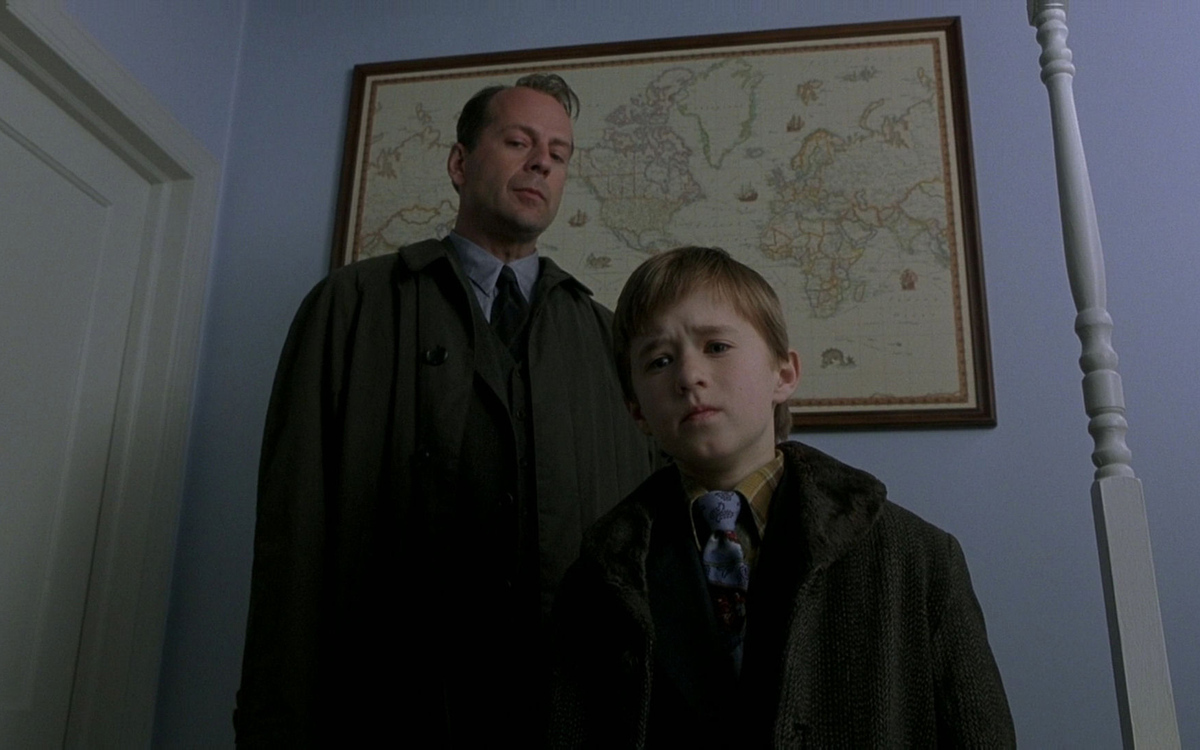 Il sesto senso: recensione del cult horror con Bruce Willis
